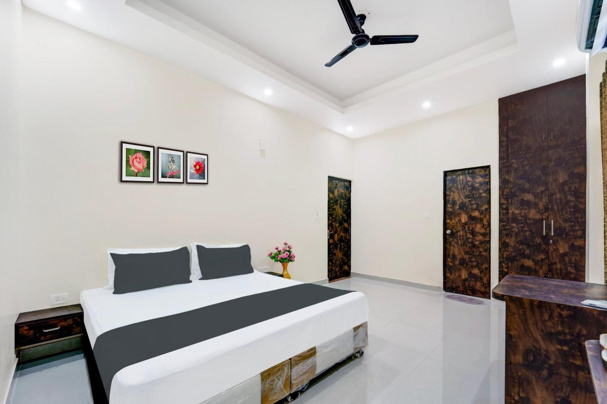 Hotel O The Elegance Resort Danapur Buitenkant foto