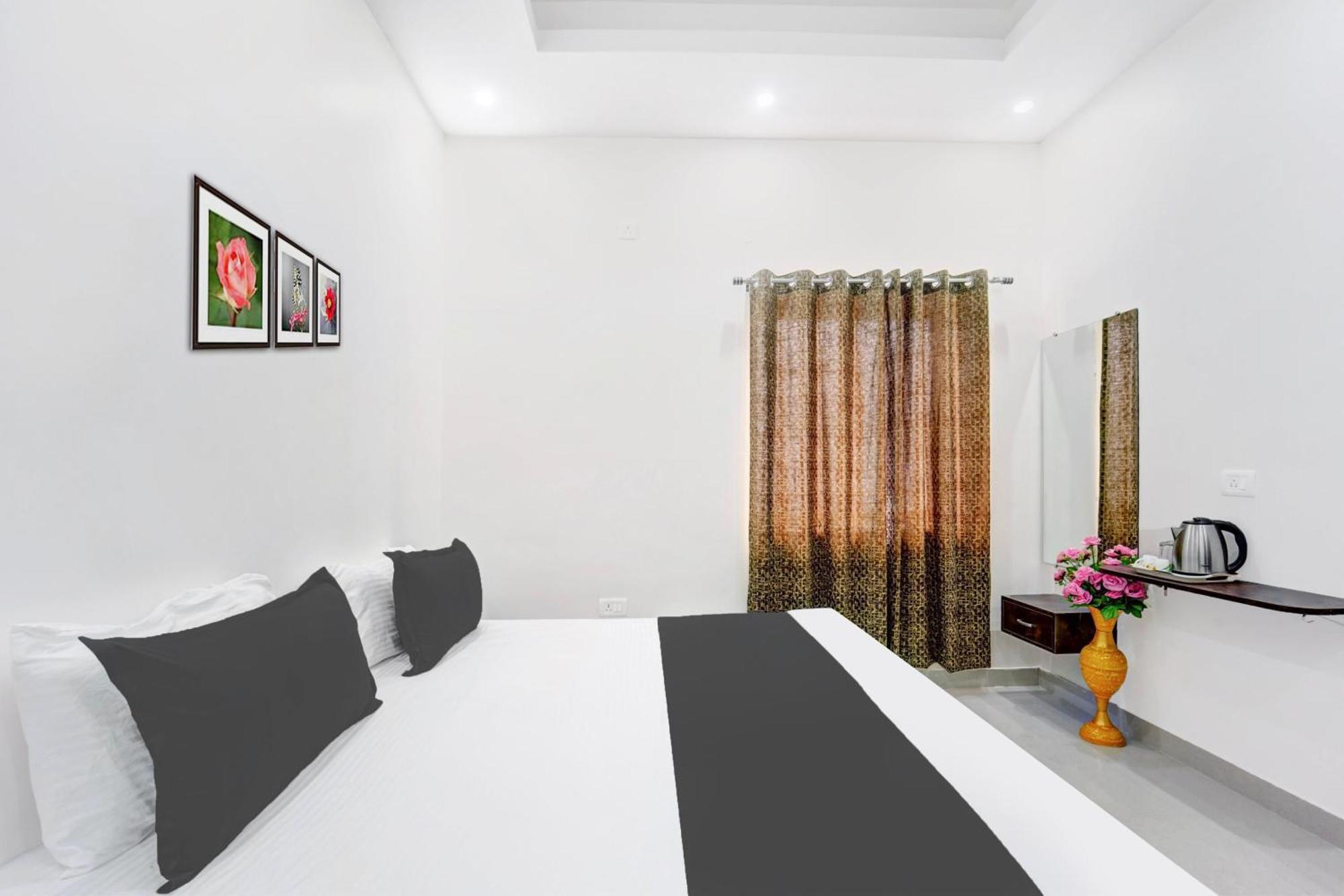 Hotel O The Elegance Resort Danapur Buitenkant foto