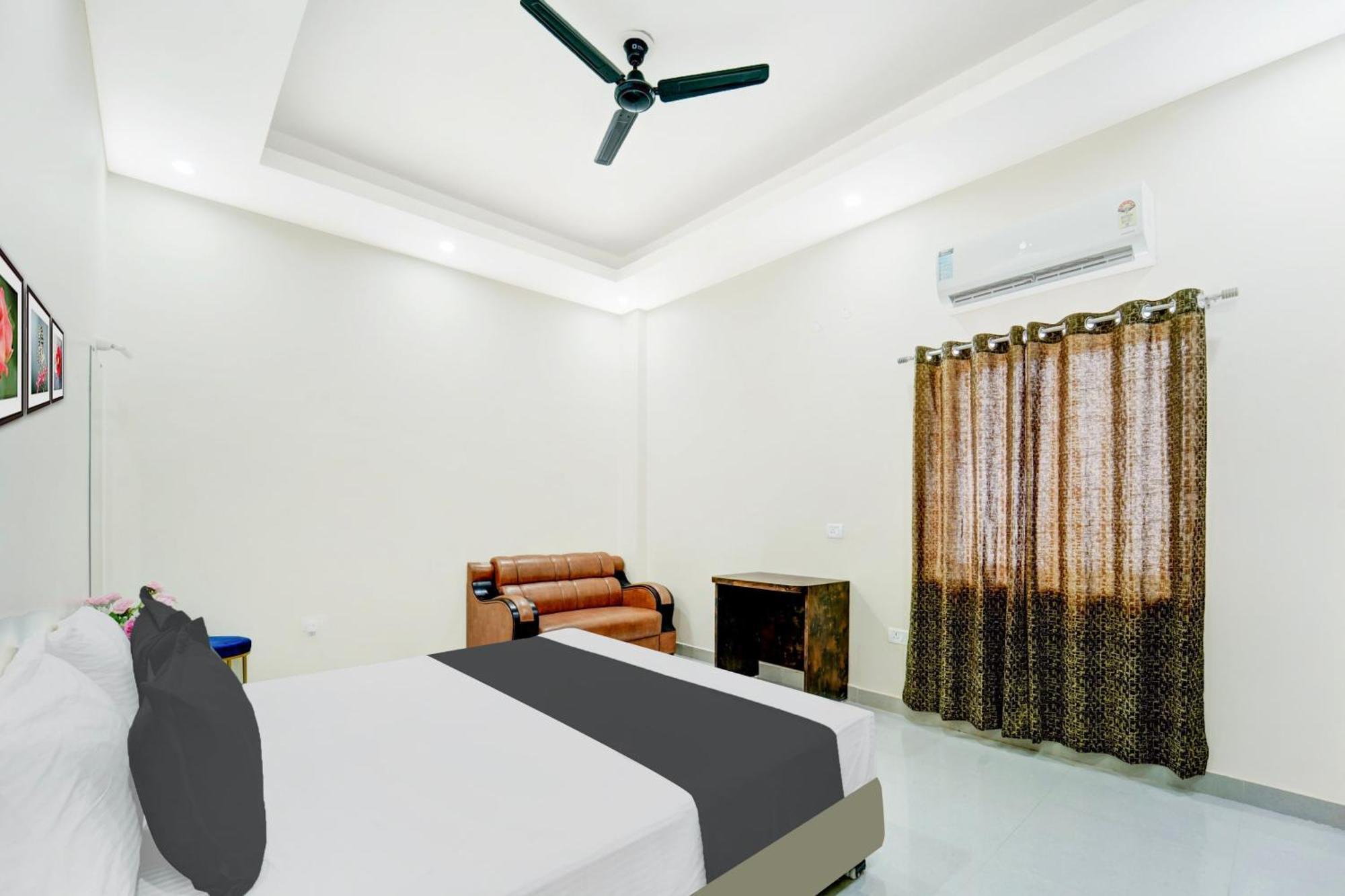 Hotel O The Elegance Resort Danapur Buitenkant foto