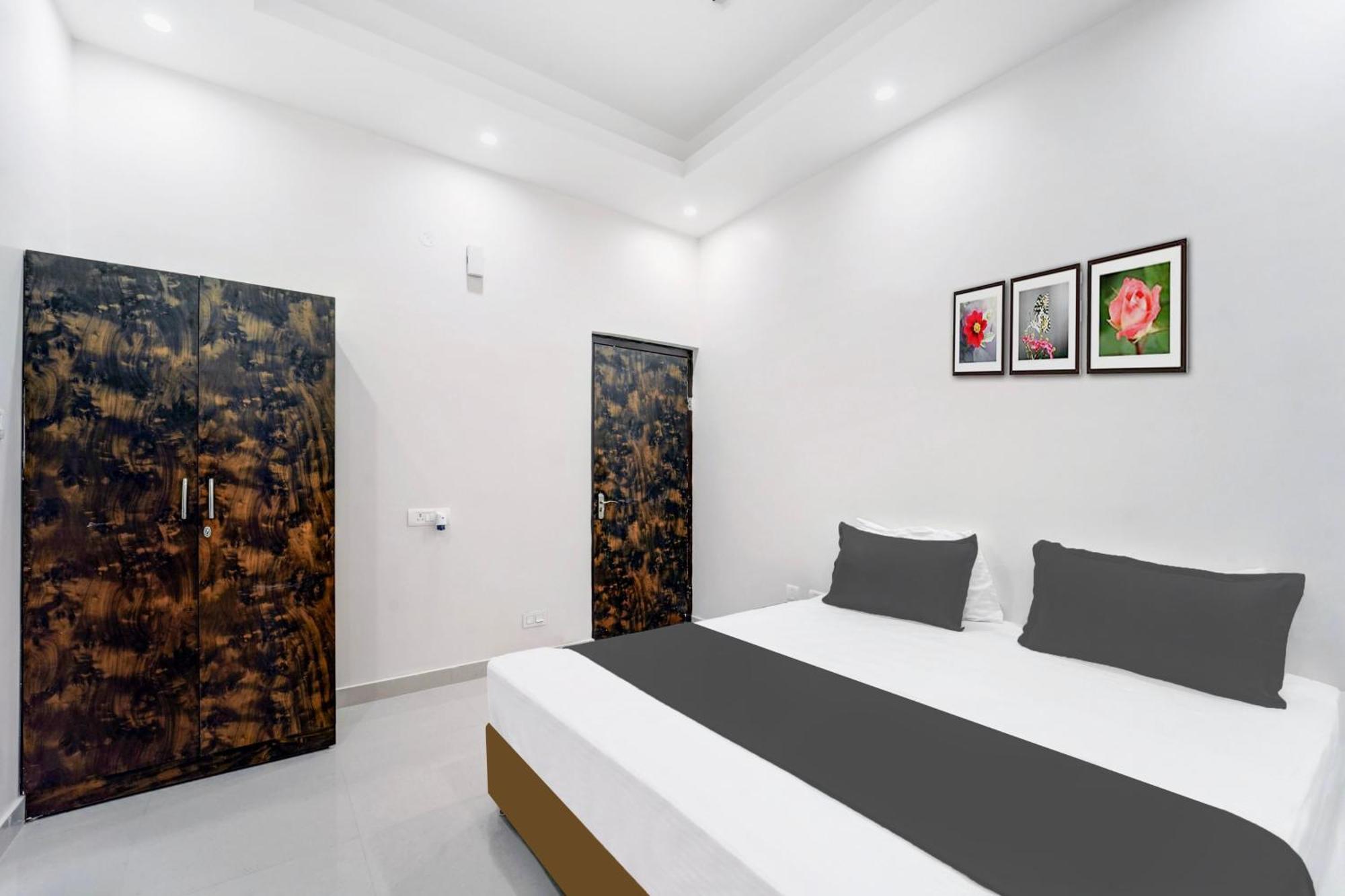 Hotel O The Elegance Resort Danapur Buitenkant foto